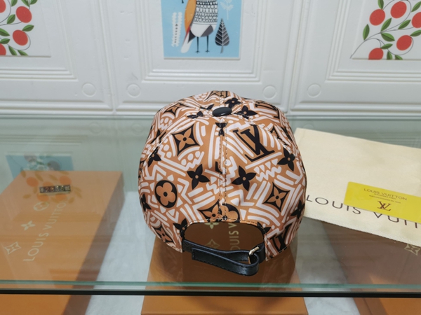 ブランド帽子側面デザイン